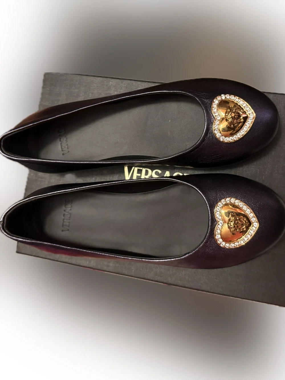 Heart Medusa crystal-embellished ballerina shoes